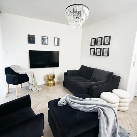 Szafirowe 3 Kryty Basen I Sauna Klifowa *